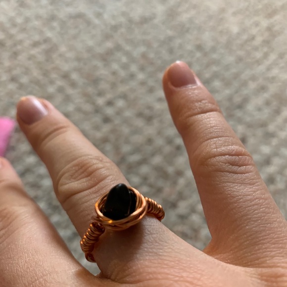 Wire Gemstone Ring - Picture 2 of 4